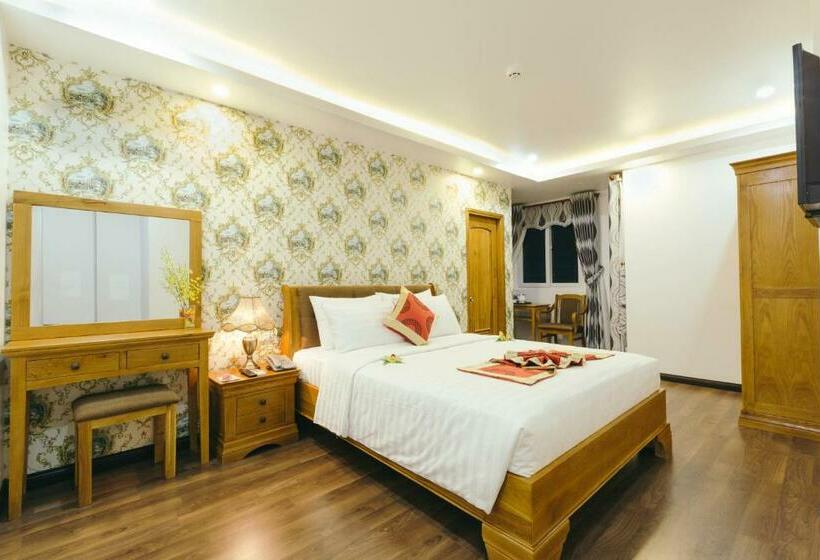 اتاق لوکس, The Airport