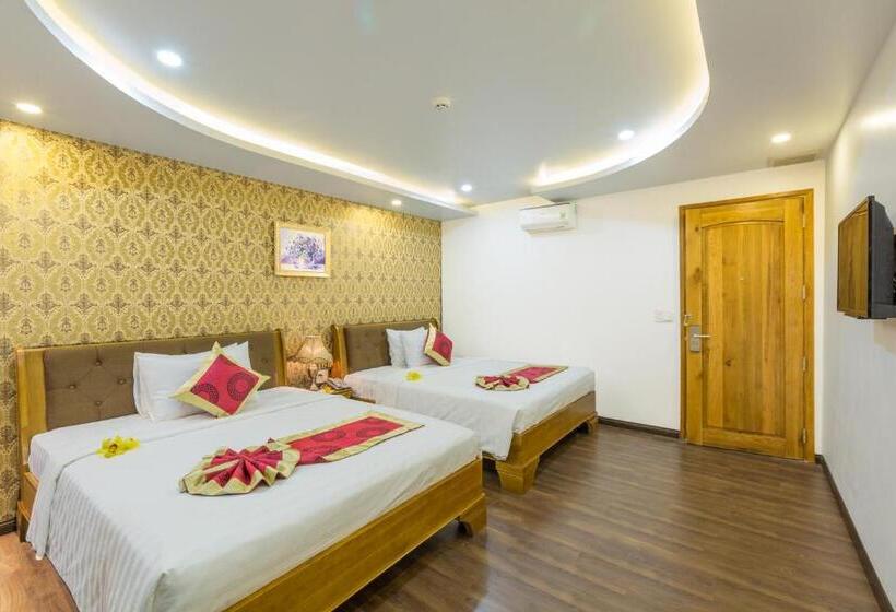 اتاق خانوادگی, The Airport