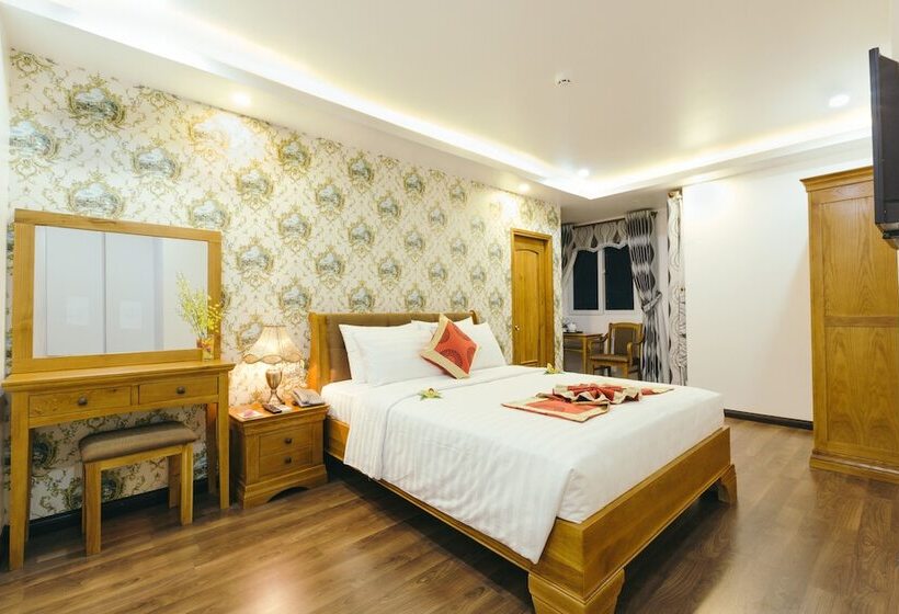 اتاق لوکس, The Airport