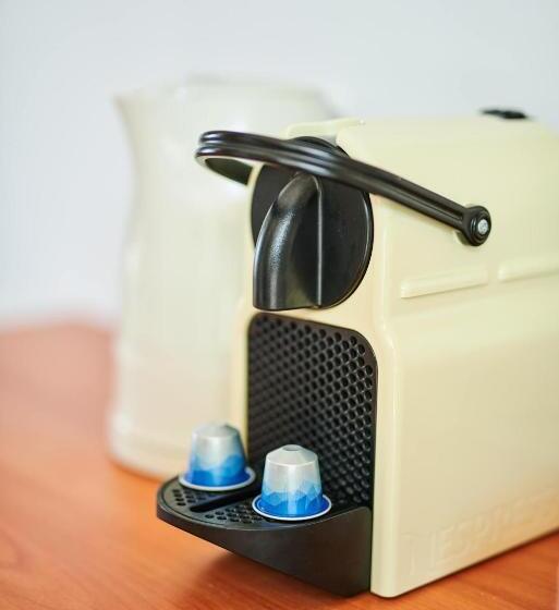 Номер Superior, Ionian Aura