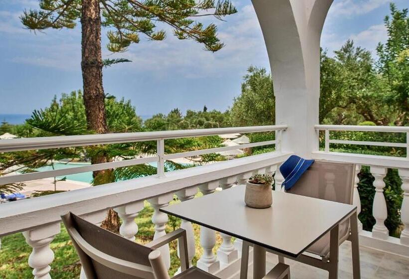 Номер Superior, Ionian Aura