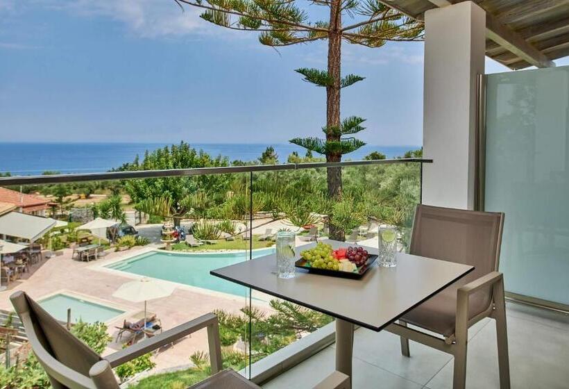 Номер Superior, Ionian Aura