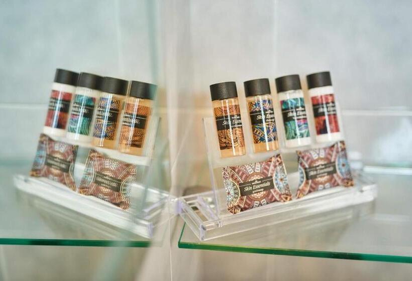 Номер Superior, Ionian Aura