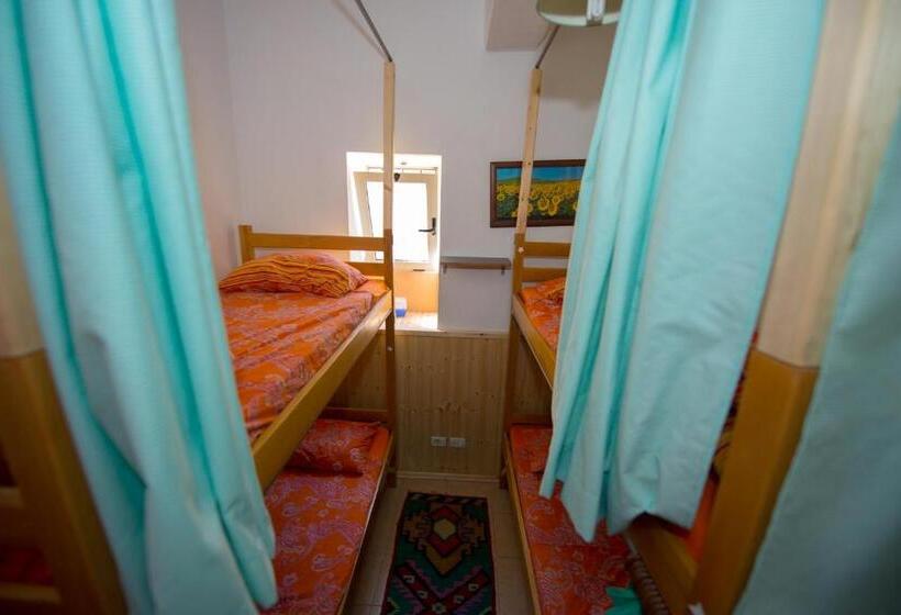 공동 객실, Mi Casa Es Tu Casa Shkodra Backpackers Hostel
