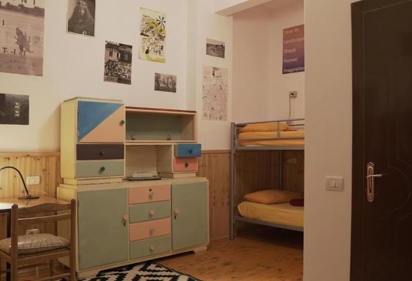 패밀리 룸, Mi Casa Es Tu Casa Shkodra Backpackers Hostel