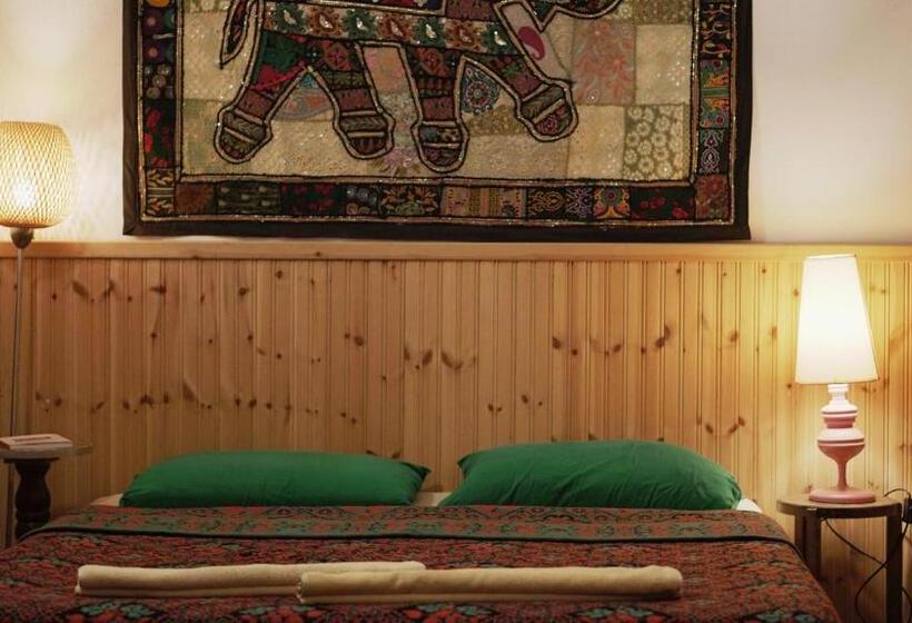 패밀리 룸, Mi Casa Es Tu Casa Shkodra Backpackers Hostel