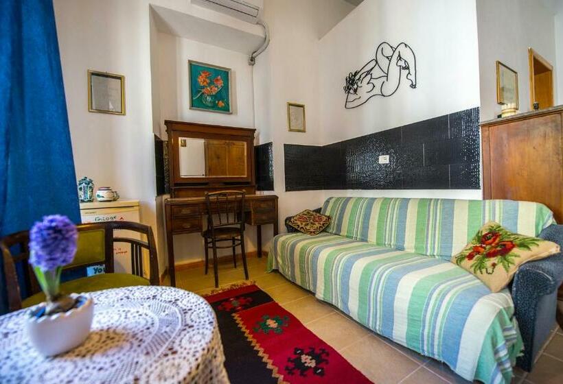 스위트, Mi Casa Es Tu Casa Shkodra Backpackers Hostel