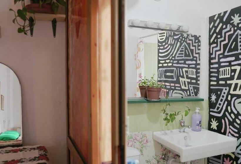 스탠다드 룸, Mi Casa Es Tu Casa Shkodra Backpackers Hostel