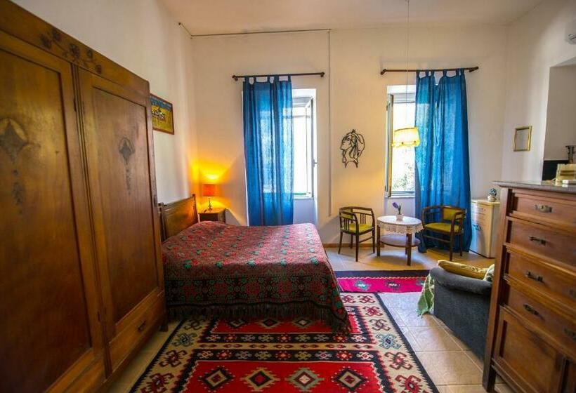 스위트, Mi Casa Es Tu Casa Shkodra Backpackers Hostel