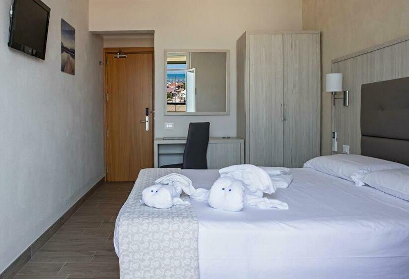 חדר סטנדרט עם מרפסת, Biagi & Residence