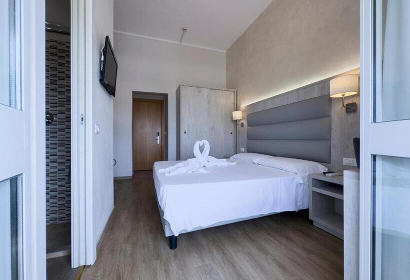 חדר סטנדרט לארבעה נוף לים, Biagi & Residence