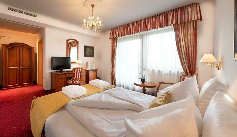 标准间带阳台, Christof