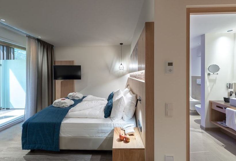 豪华房间, Christof