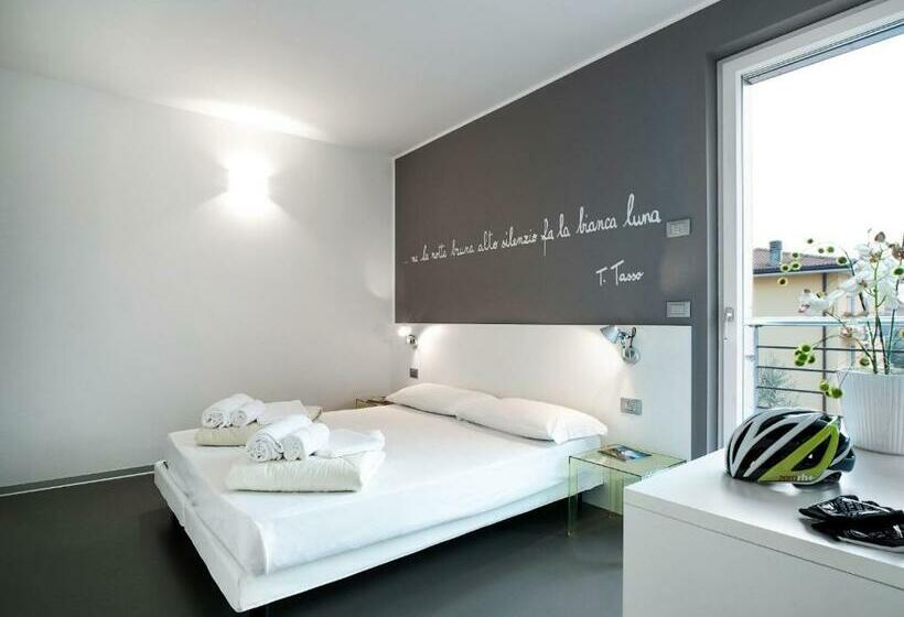 شقة غرفة واحدة, Gardabike Residence