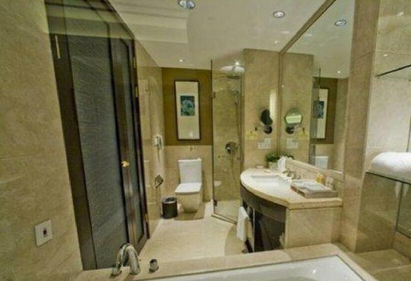 スタンダードルーム, Ondine International