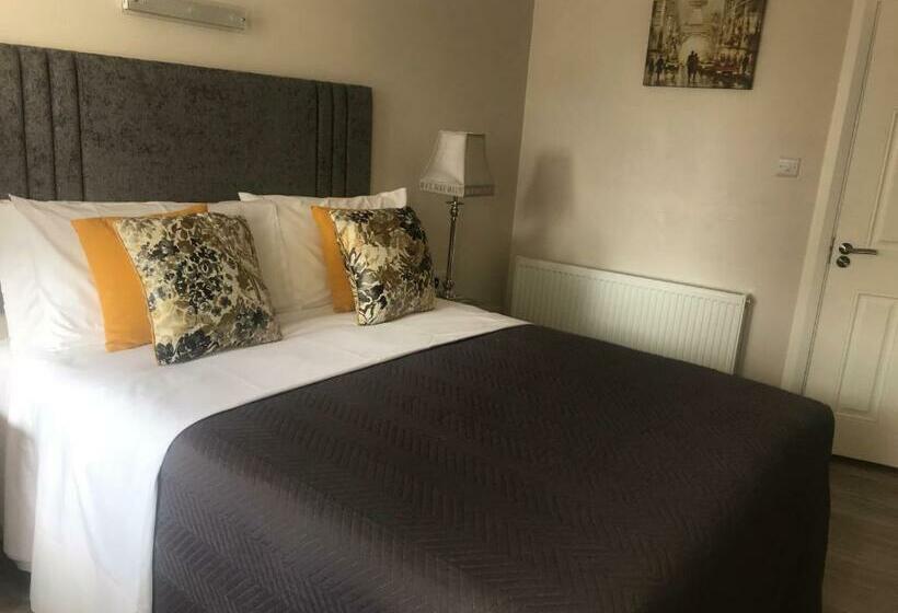 اتاق استاندارد, The Gardens B&b