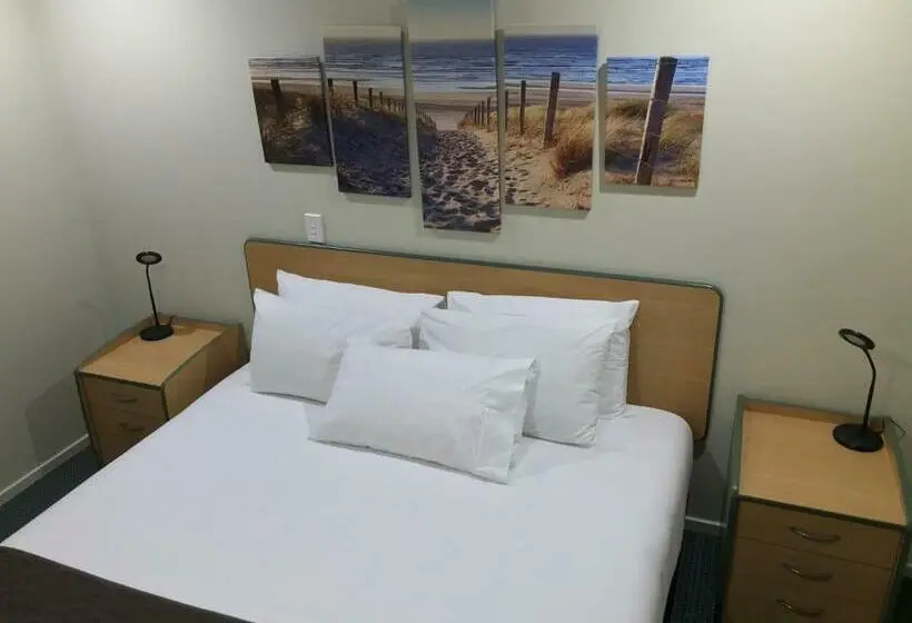 1 Bedroom Apartment Ground Floor