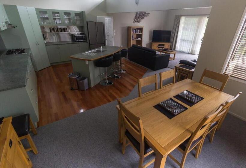 سوییت اجرایی, Bay Of Islands Gateway Motel & Apartments