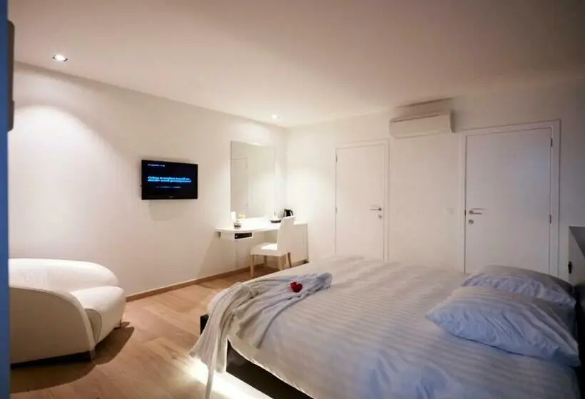 デラックスルーム, B&b Aquabello