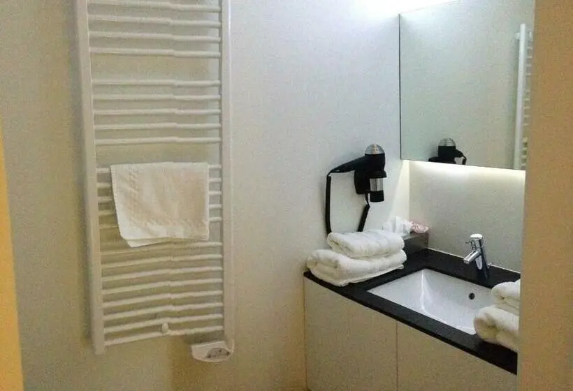 デラックスルーム, B&b Aquabello