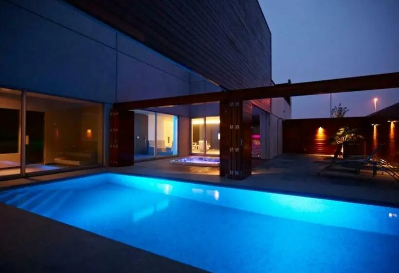 デラックスルーム, B&b Aquabello