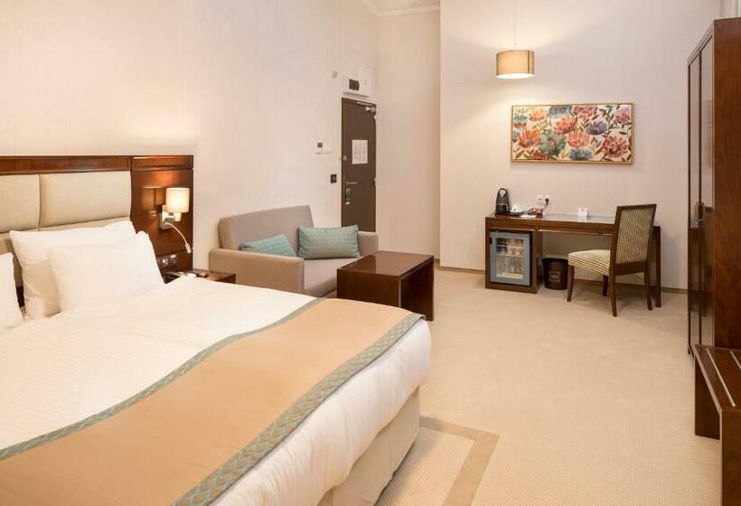 اتاق لوکس, Concorde Old Bucharest