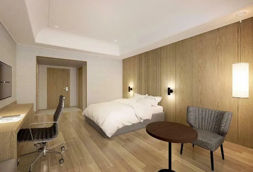 اتاق لوکس, Crown Hotel Changwon
