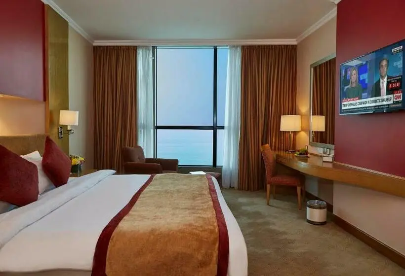 Classic Room Double Bed Sea View, Kuwait Grand