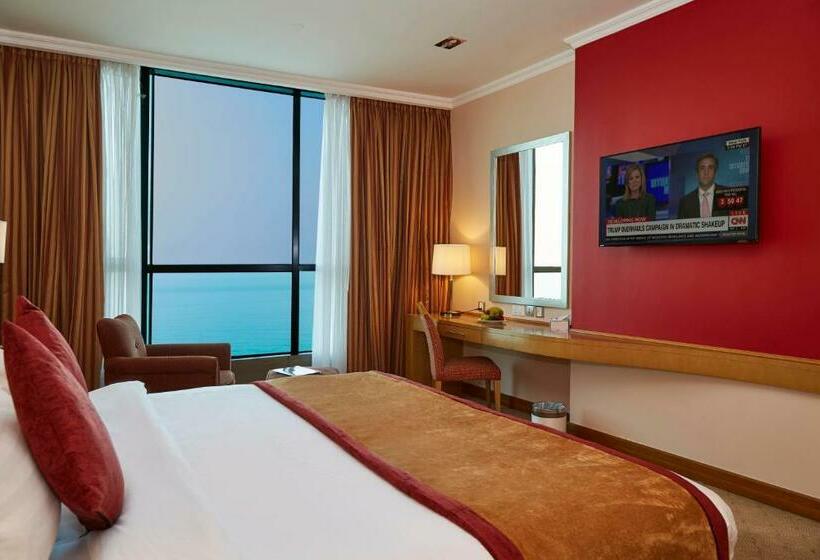 Classic Room Double Bed Sea View, Kuwait Grand