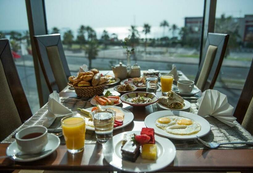 اتاق کلاسیک با چشم‌انداز دریا, Kuwait Grand