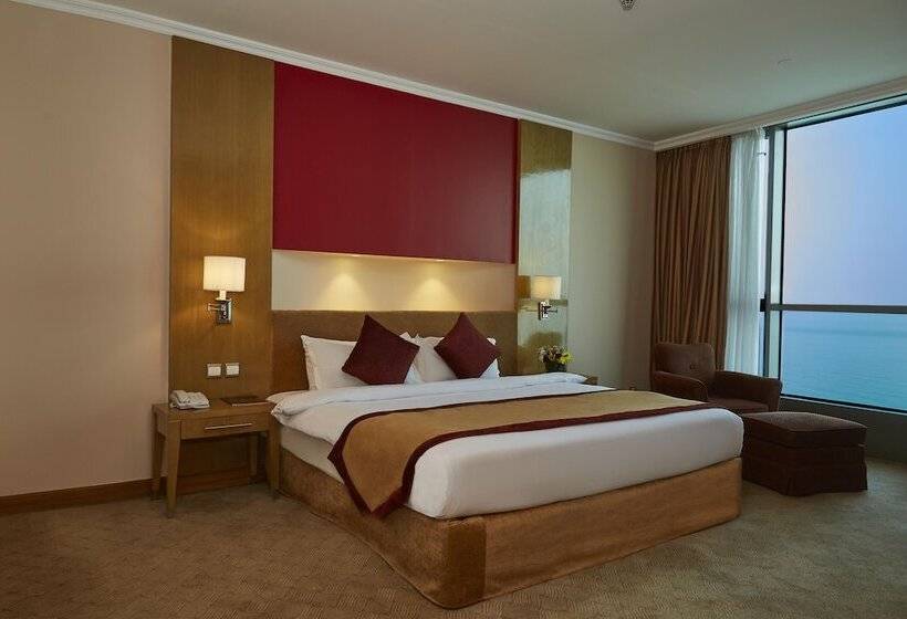 Classic Room Double Bed Sea View, Kuwait Grand