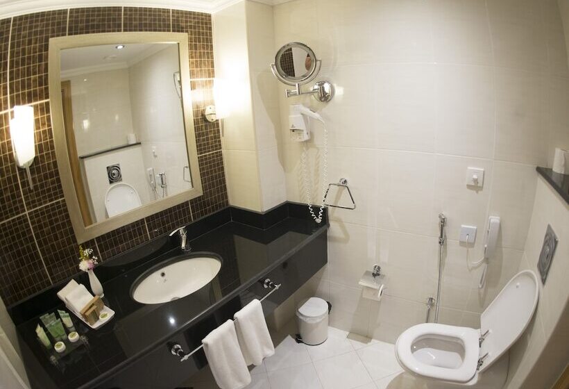 Classic Room Double Bed Sea View, Kuwait Grand