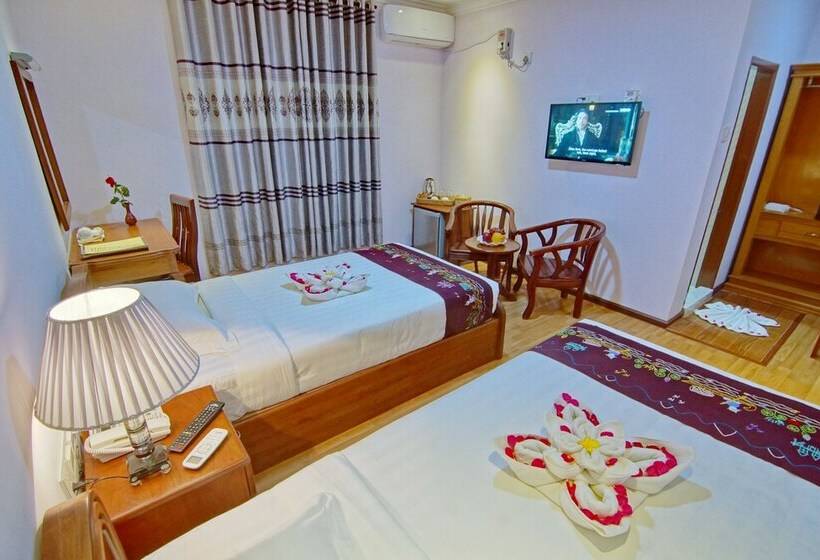 Superior Room, Iceland