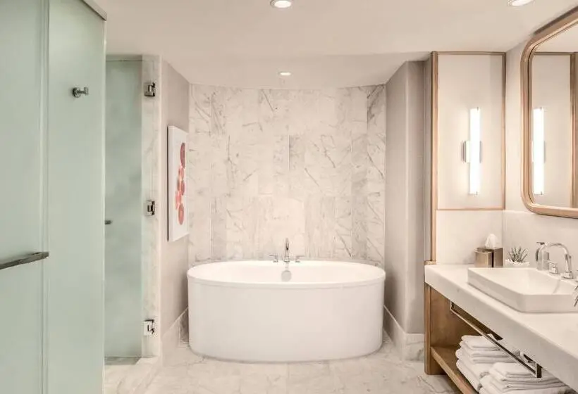 Deluxe-studio, Jw Marriott Parq Vancouver