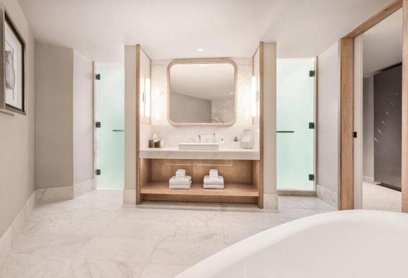 带大床的套房, Jw Marriott Parq Vancouver