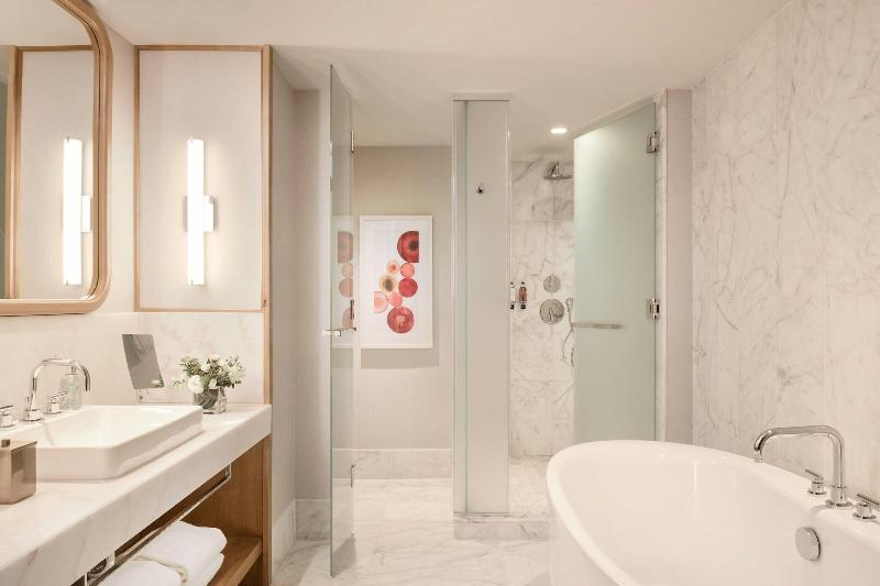 带大床的套房, Jw Marriott Parq Vancouver