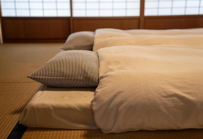 豪华房间, 高野山 宿坊 桜池院  Koyasan Shukubo Yochiin