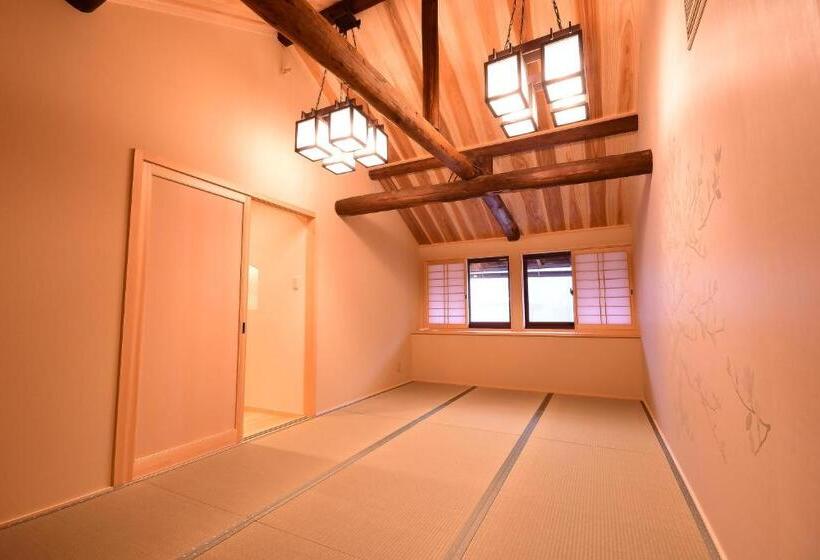 舒适三人间, 高野山 宿坊 桜池院  Koyasan Shukubo Yochiin