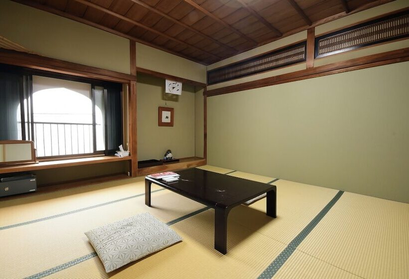 标准间, 高野山 宿坊 桜池院  Koyasan Shukubo Yochiin