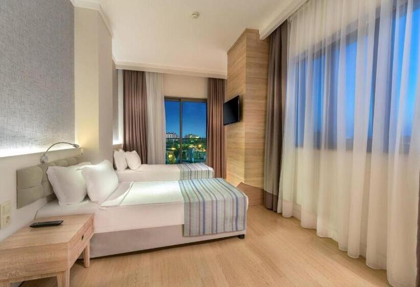 ファミリールーム, Orfeus Queen Spa