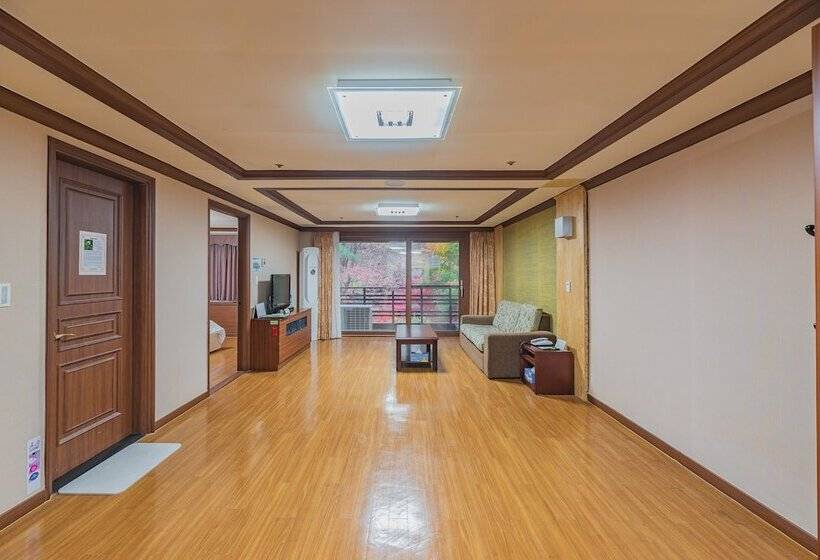Семейный Номер, Osaek Greenyard