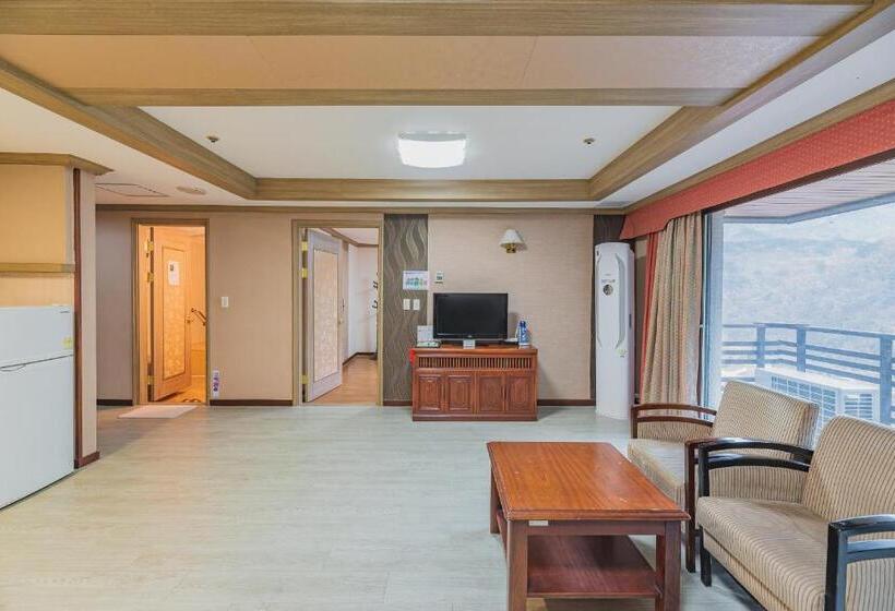 ファミリールーム, Osaek Greenyard