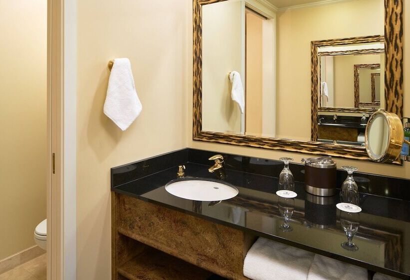 디럭스 룸, The Davenport Tower, Autograph Collection