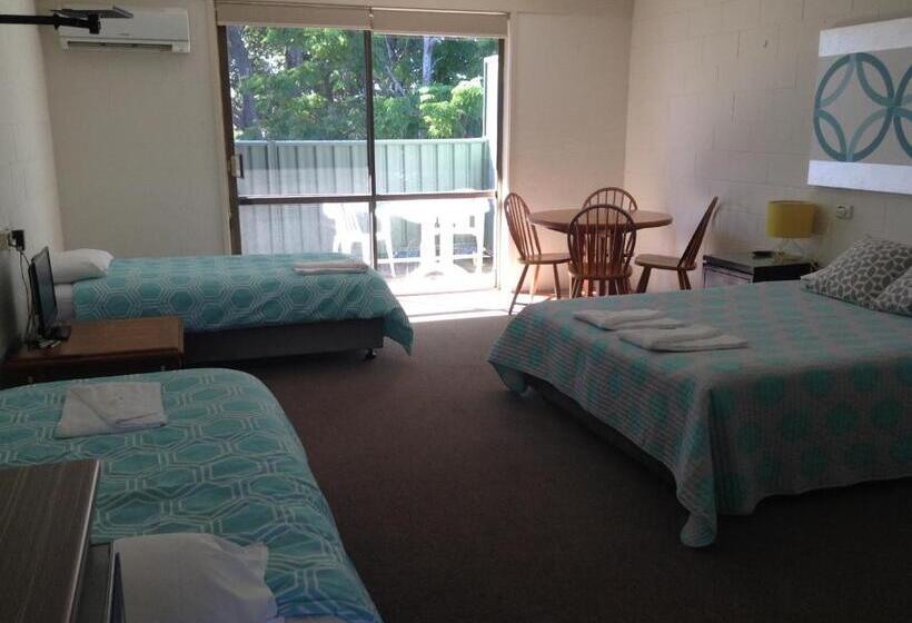 Quarto Familiar Basic, Settlers Inn