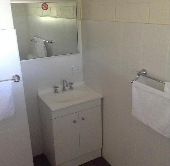 Quarto Familiar Basic, Settlers Inn