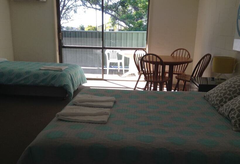 Quarto Familiar Basic, Settlers Inn