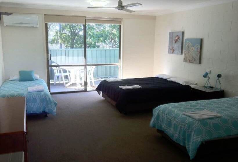 Quarto Familiar Basic, Settlers Inn