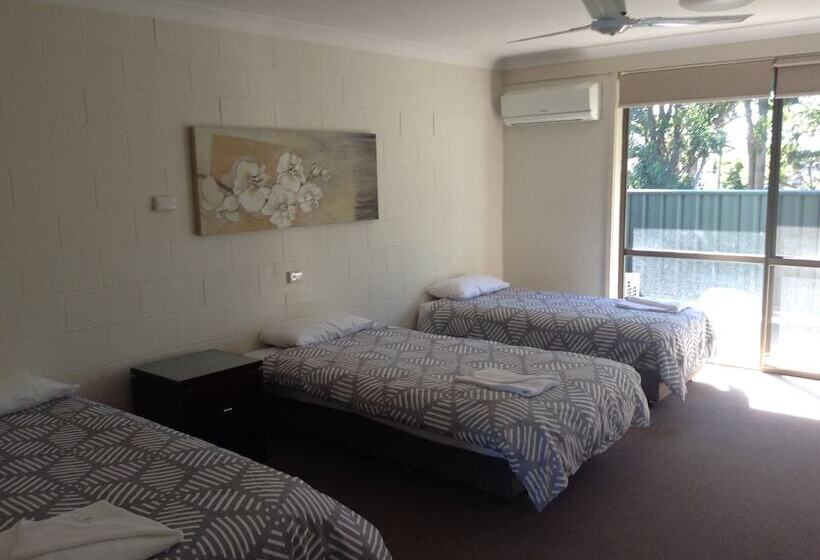 Quarto Quádruplo Standard, Settlers Inn