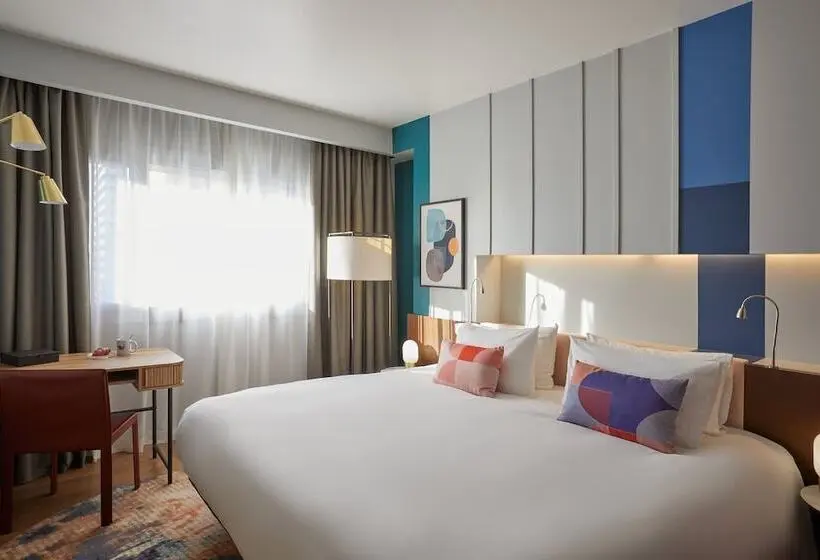 اتاق پرمیوم, Voco Madrid Retiro, An Ihg