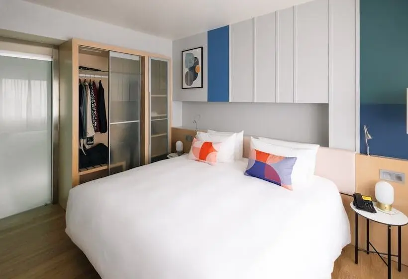 اتاق استاندارد, Voco Madrid Retiro, An Ihg